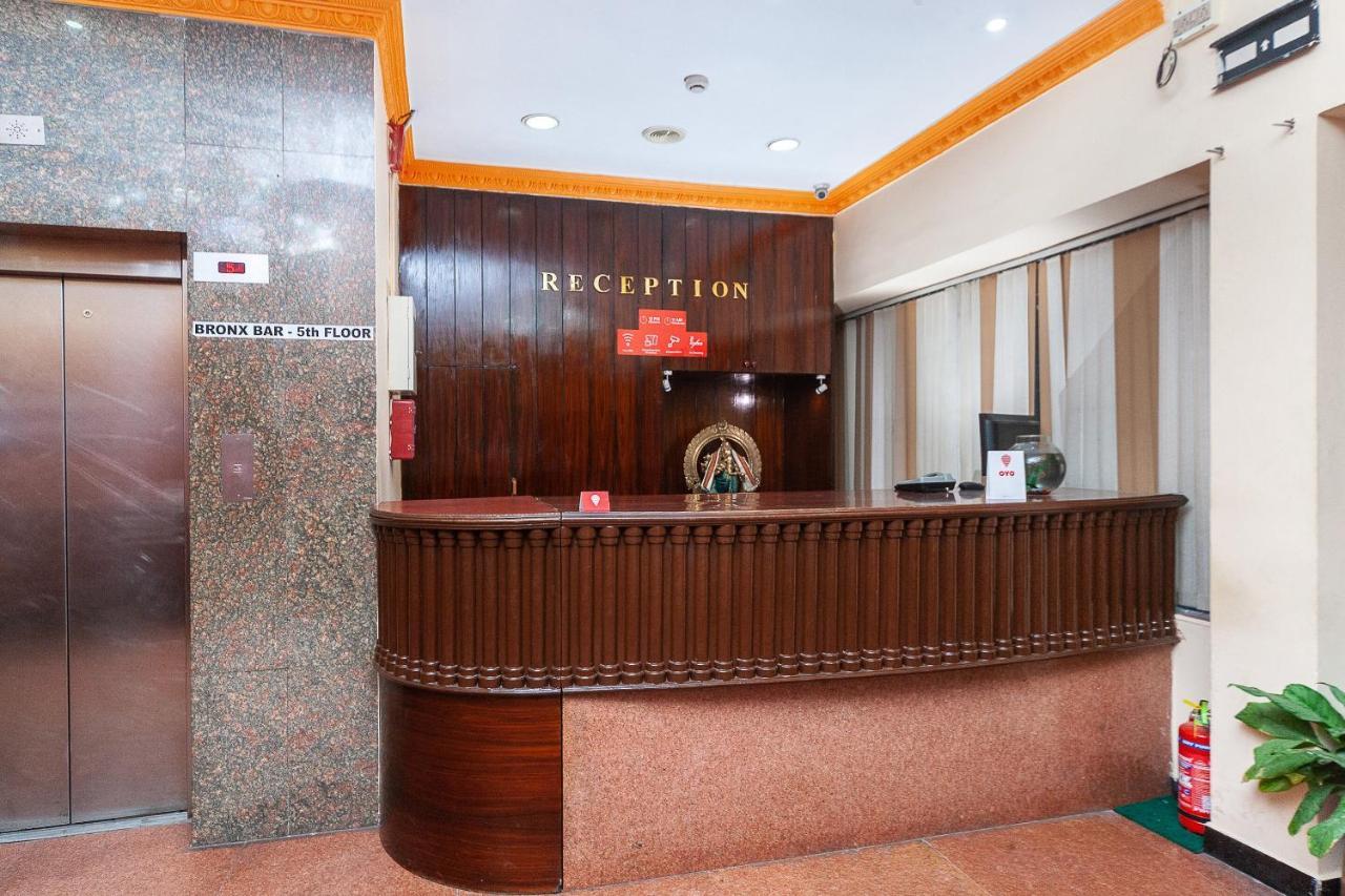 Hotel Manhattan Madras Buitenkant foto