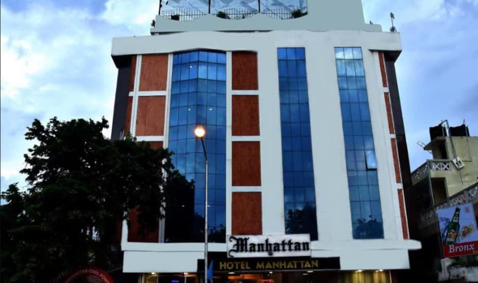 Hotel Manhattan Madras Buitenkant foto